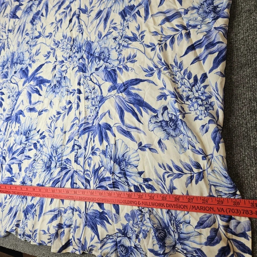 NWT H M Swim Cover Up‎ Blue Floral Delft Size Medium Large Vneck Resort Poolside